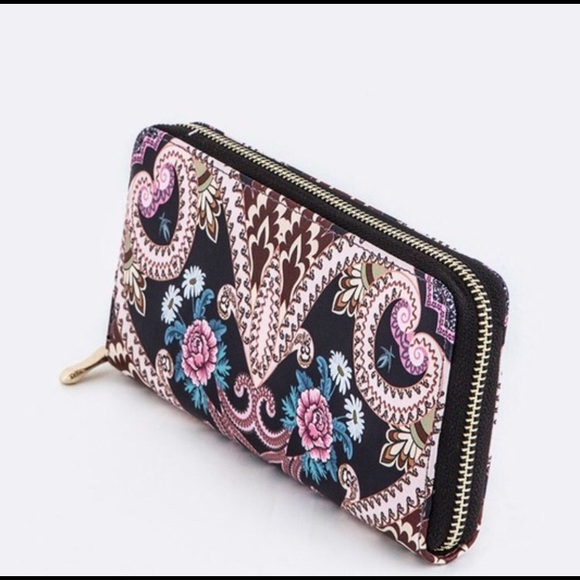 Moroccan Wallet - Picture 2 of 3